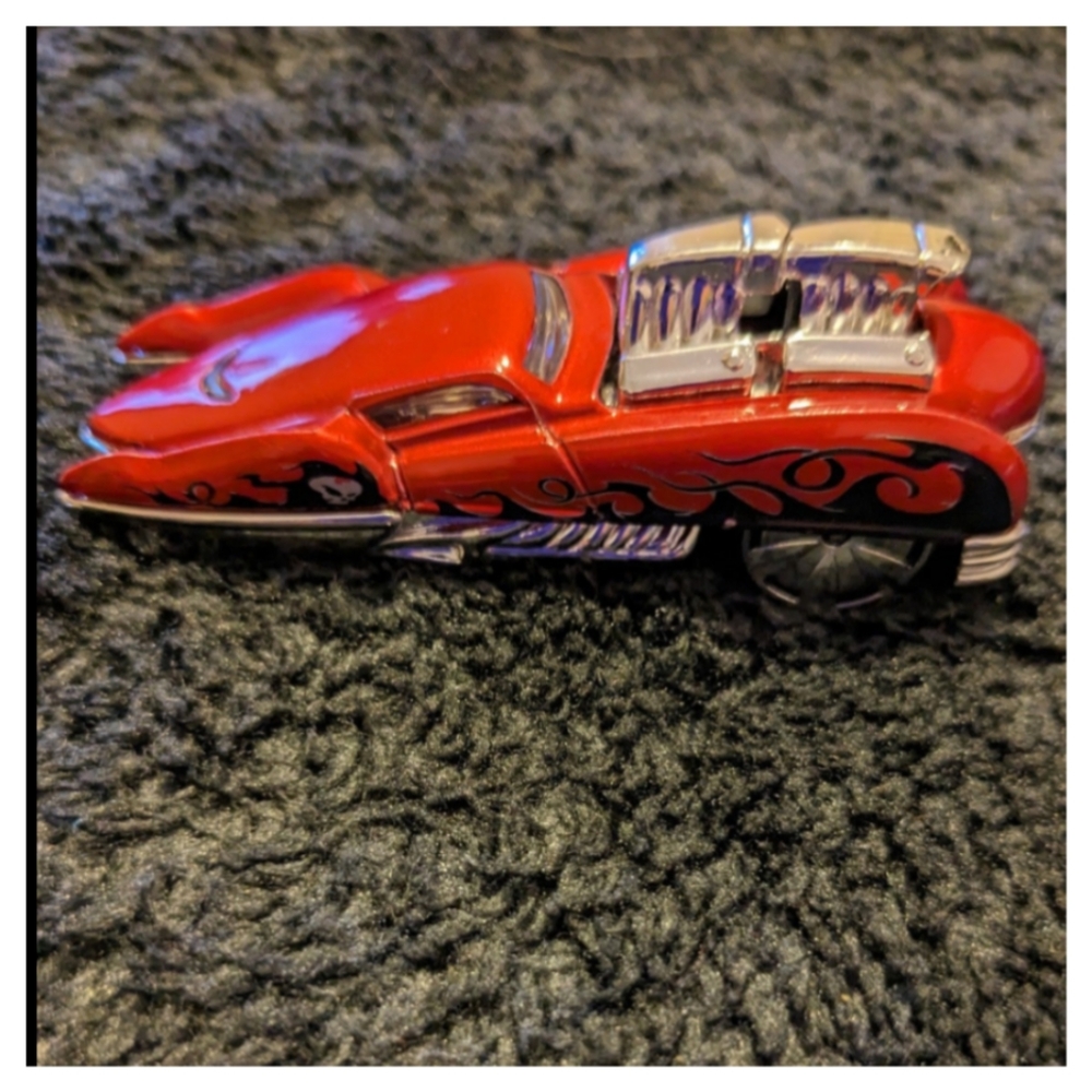 Hot Wheels 2 COOL HARDNOZE
